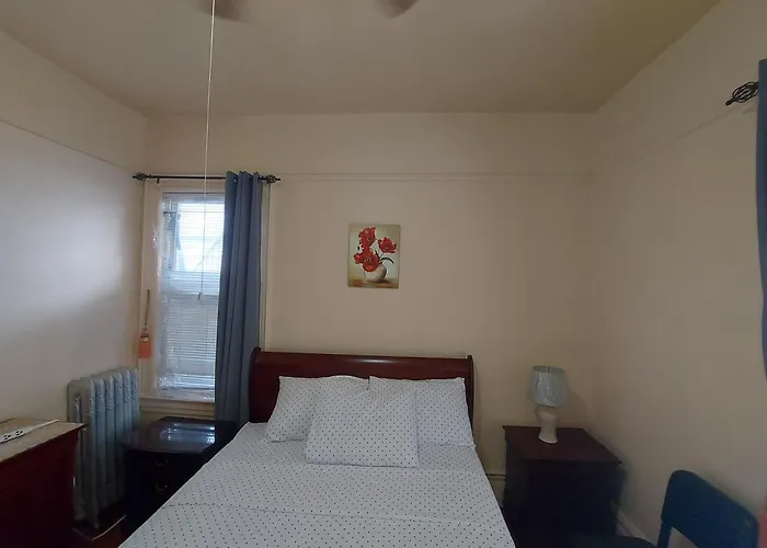 Crsytal Chateau Room Rental